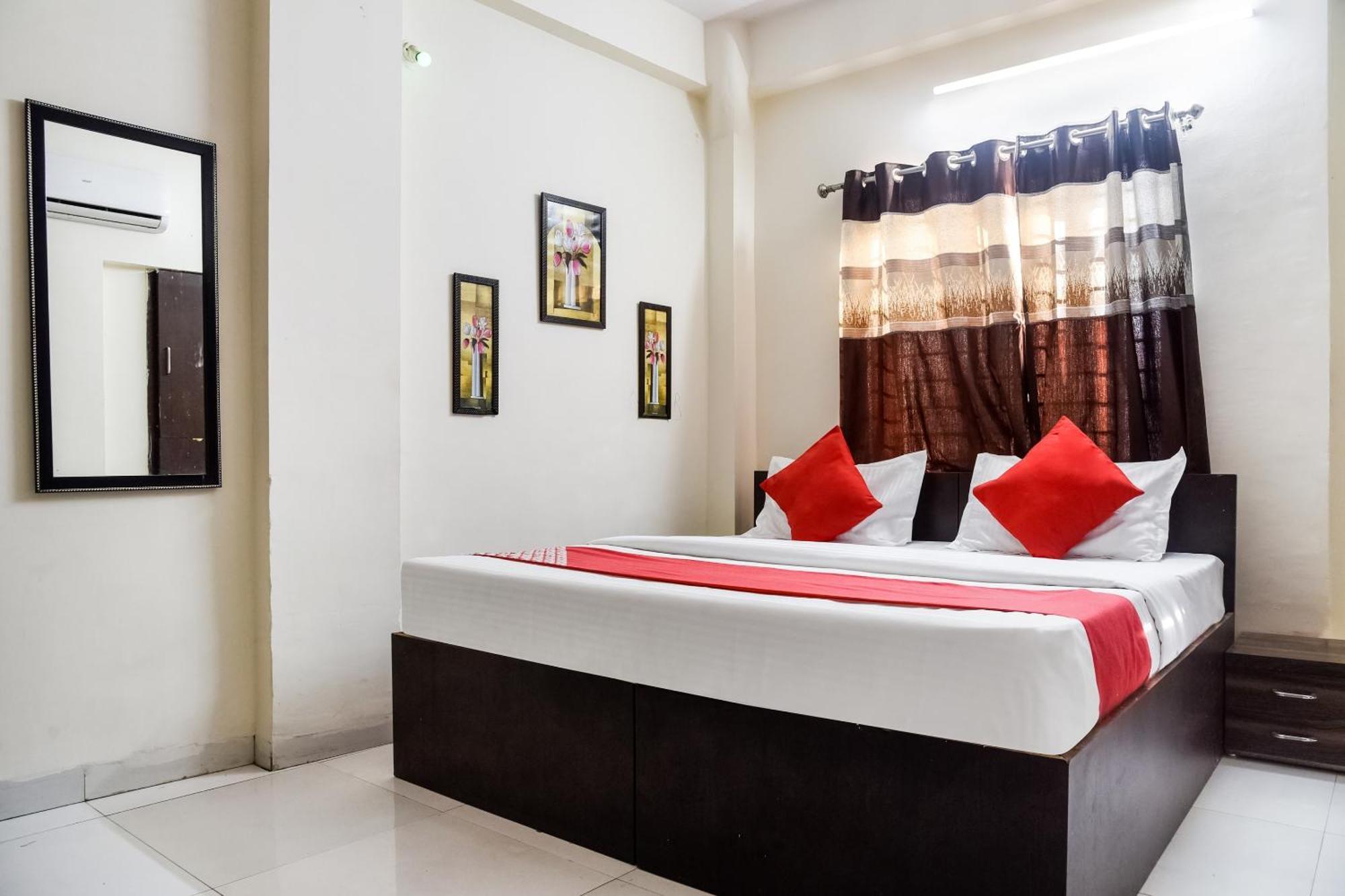 Hotel O Radhika Palace โบปาล ภายนอก รูปภาพ