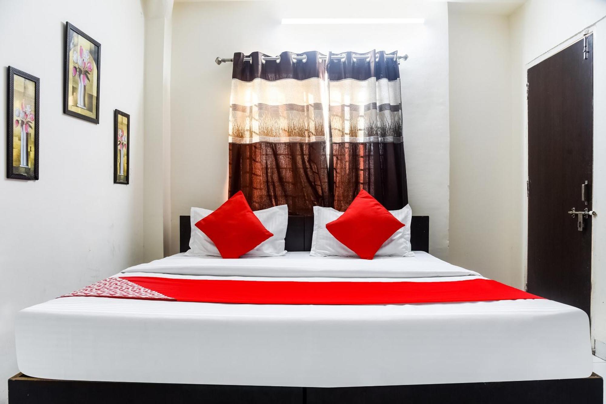 Hotel O Radhika Palace โบปาล ภายนอก รูปภาพ