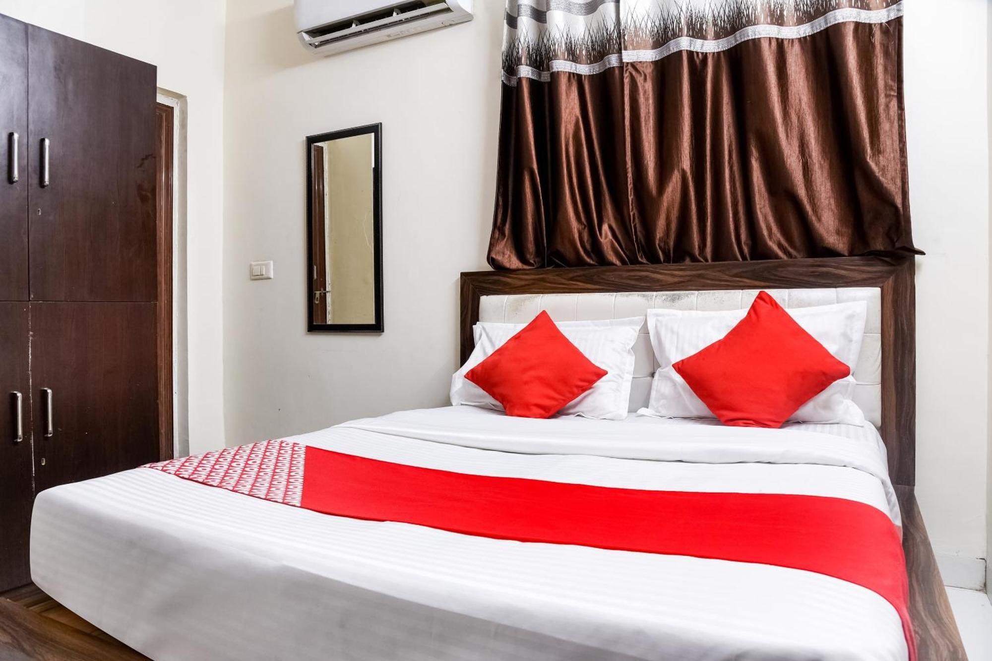 Hotel O Radhika Palace โบปาล ภายนอก รูปภาพ