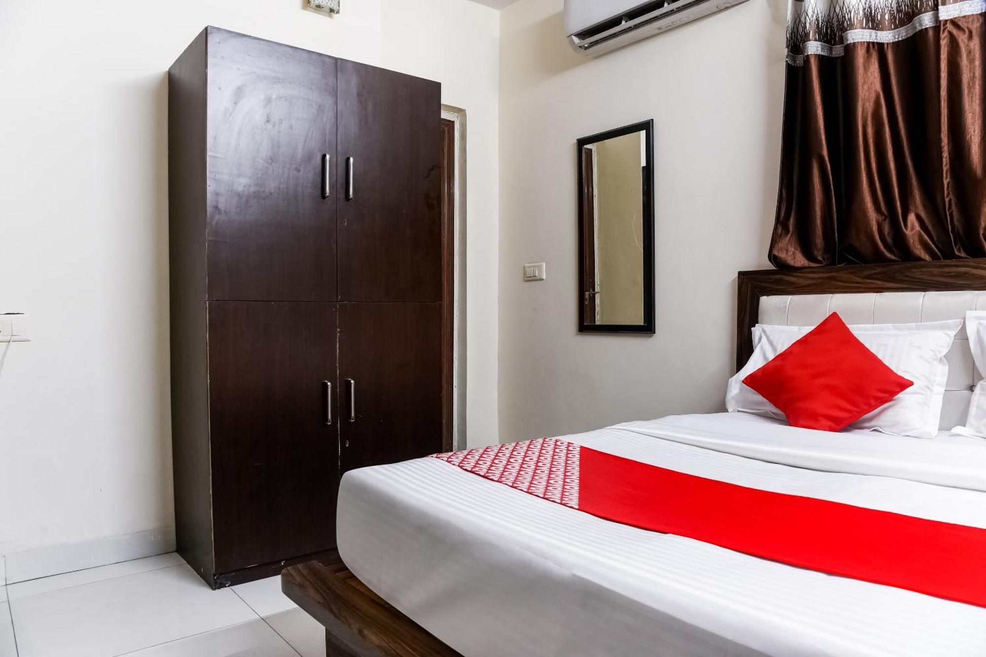 Hotel O Radhika Palace โบปาล ภายนอก รูปภาพ