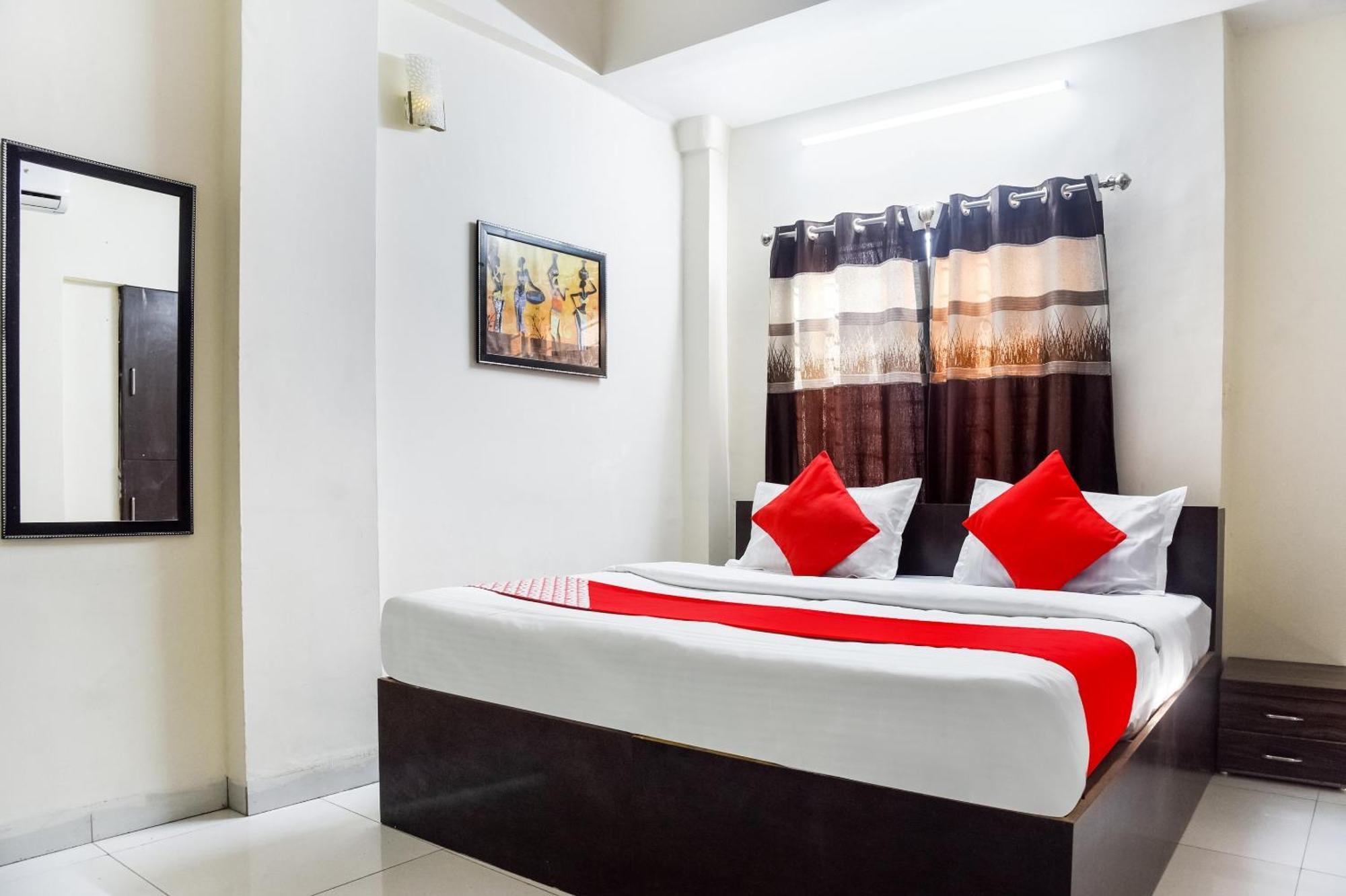 Hotel O Radhika Palace โบปาล ภายนอก รูปภาพ