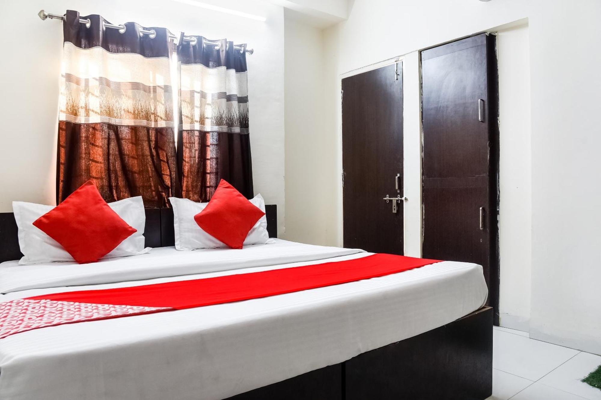 Hotel O Radhika Palace โบปาล ภายนอก รูปภาพ